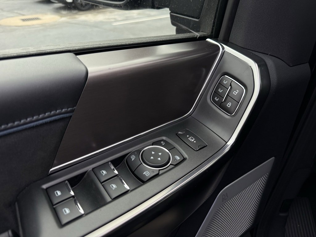 New 2026 Ford F250 Platinum image 12