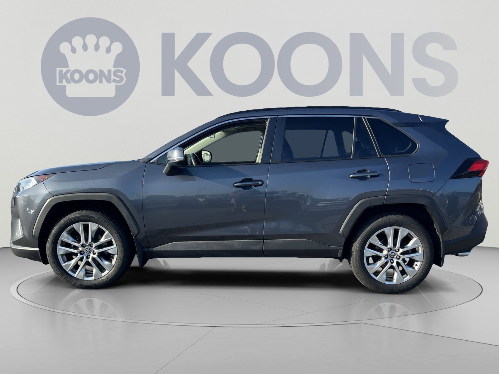 Used 2020 Toyota RAV4 XLE Premium AWD/4WD image 2