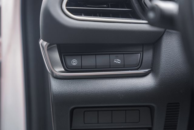 Used 2020 MAZDA CX-30 AWD w/ Select Package image 37