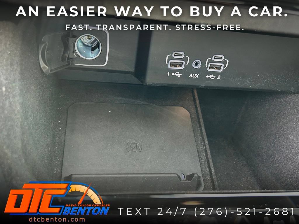 Used 2023 Jeep Wagoneer Series II AWD/4WD image 16