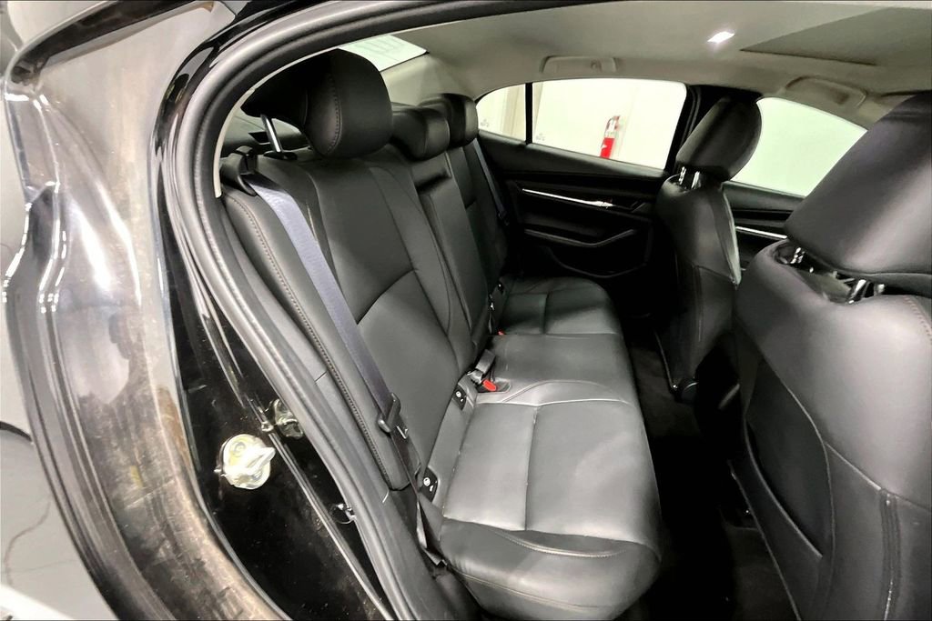 Used 2023 MAZDA MAZDA3 s image 35