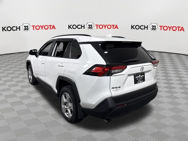 Used 2021 Toyota RAV4 XLE image 5