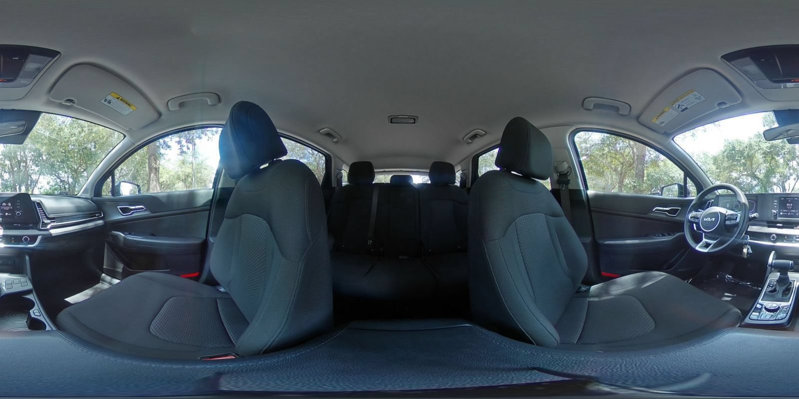 Used 2025 Kia Sportage LX FWD image 40