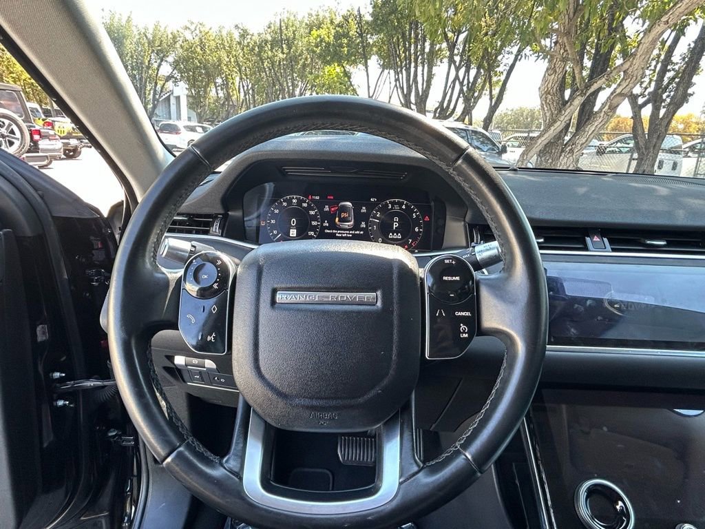 Used 2020 Land Rover Range Rover Evoque SE image 19