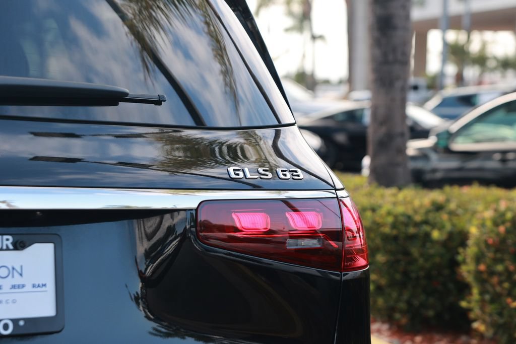 Used 2024 Mercedes-Benz GLS 63 AMG 4MATIC image 16