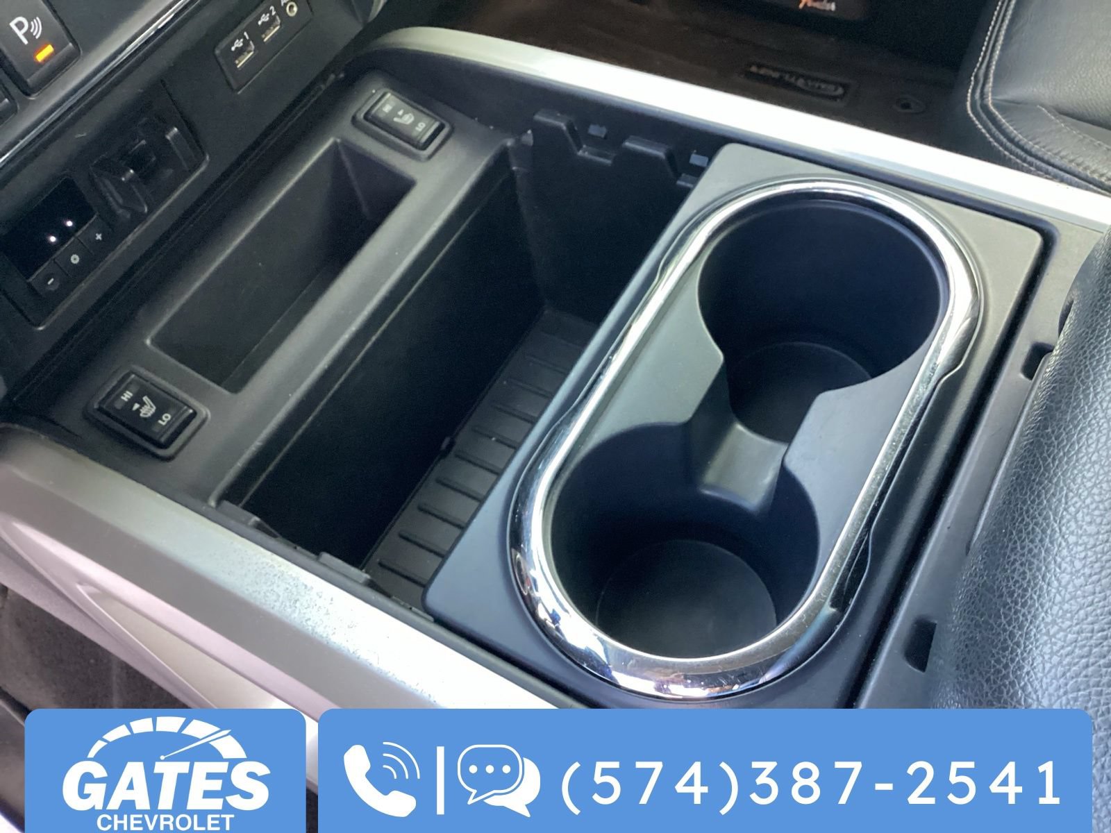 Used 2019 Nissan Titan SL w/ Texas Titan Edition AWD/4WD image 35