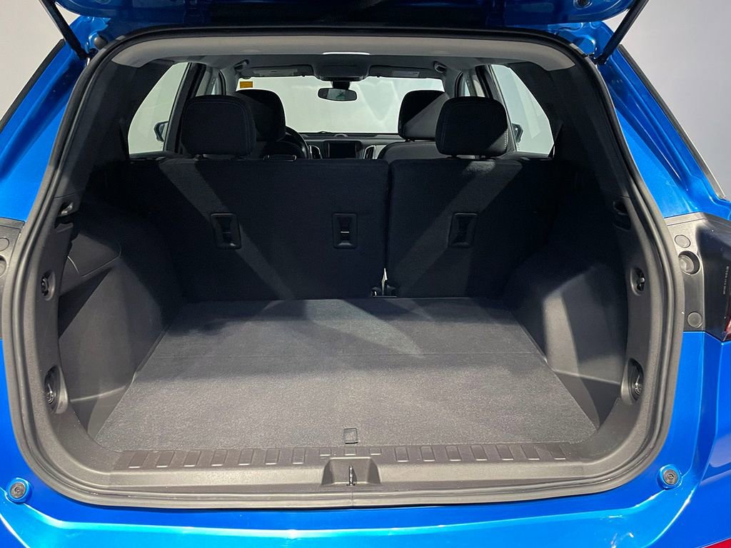 Used 2024 Chevrolet Equinox LS w/ Driver Confidence II Package image 5