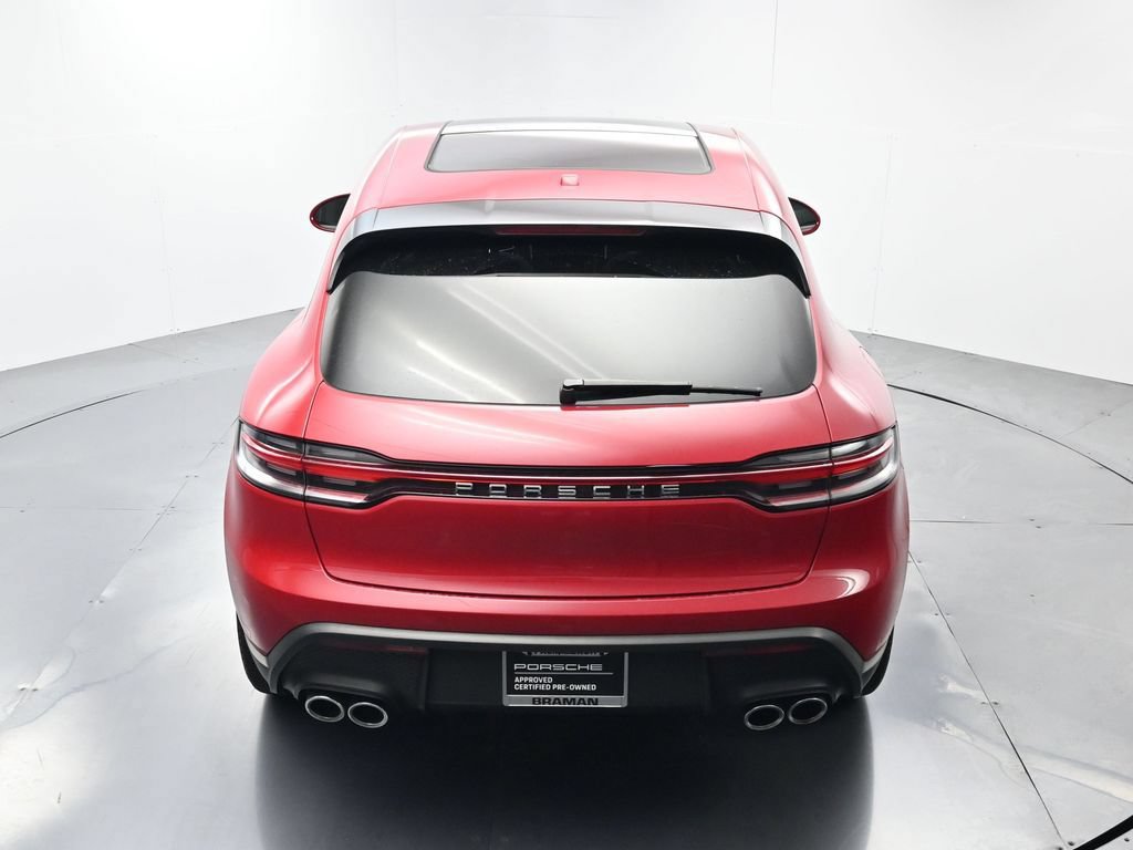 Certified 2025 Porsche Macan AWD/4WD image 38