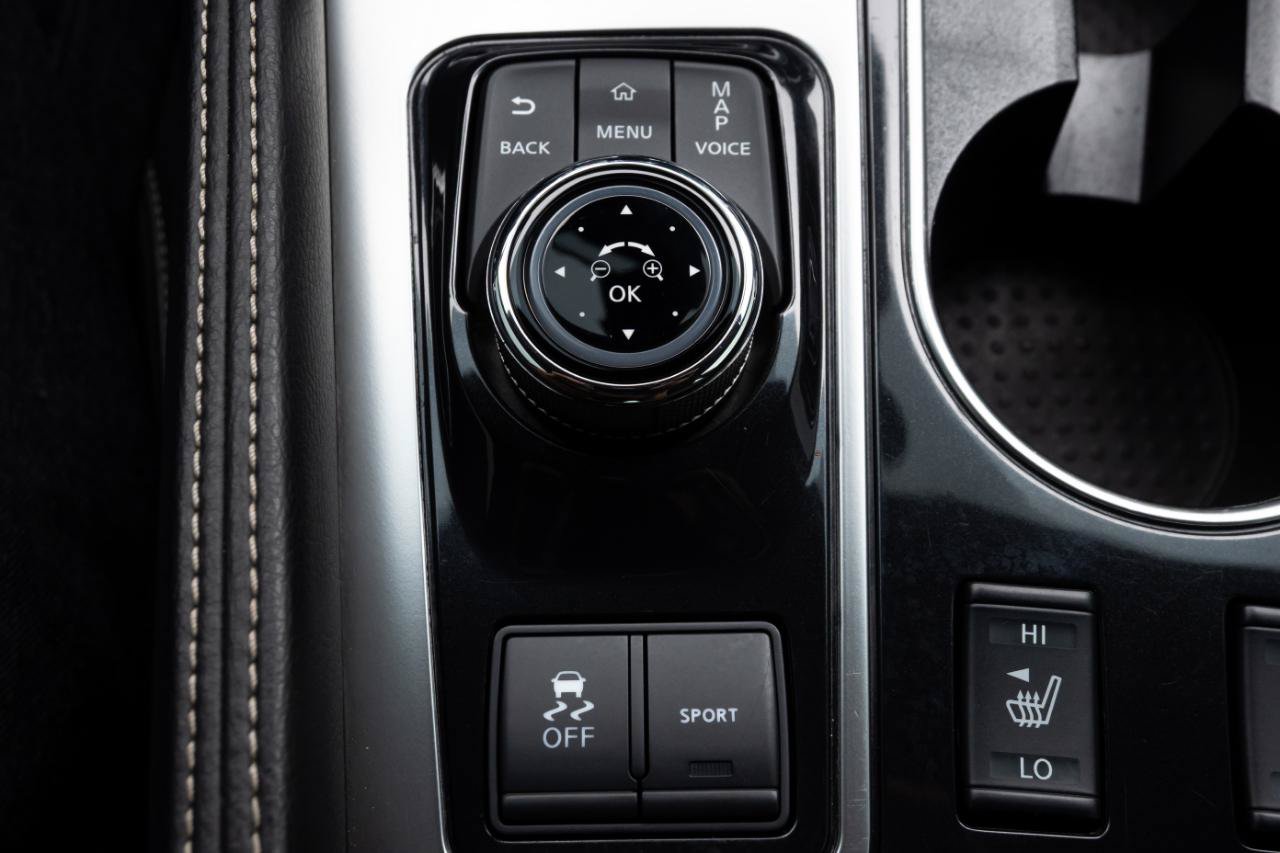 Used 2022 Nissan Maxima SV w/ Floor Mat Group FWD image 27