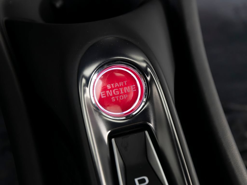 Used 2023 McLaren Artura RWD image 21