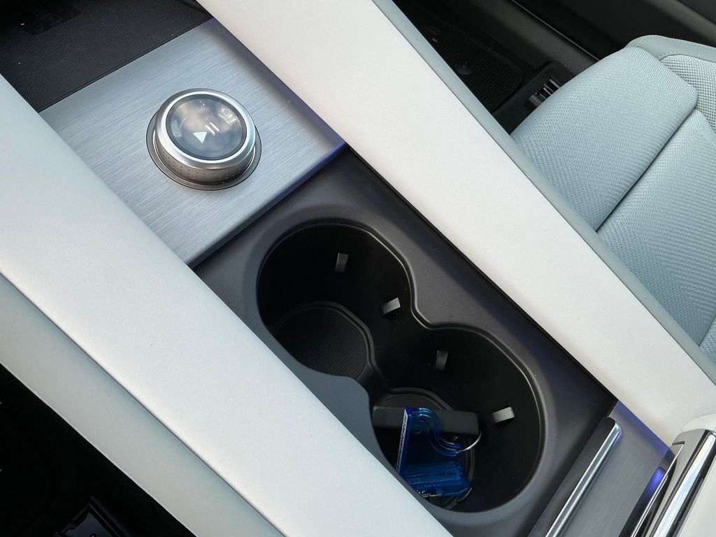 New 2026 Polestar Polestar 4 image 16