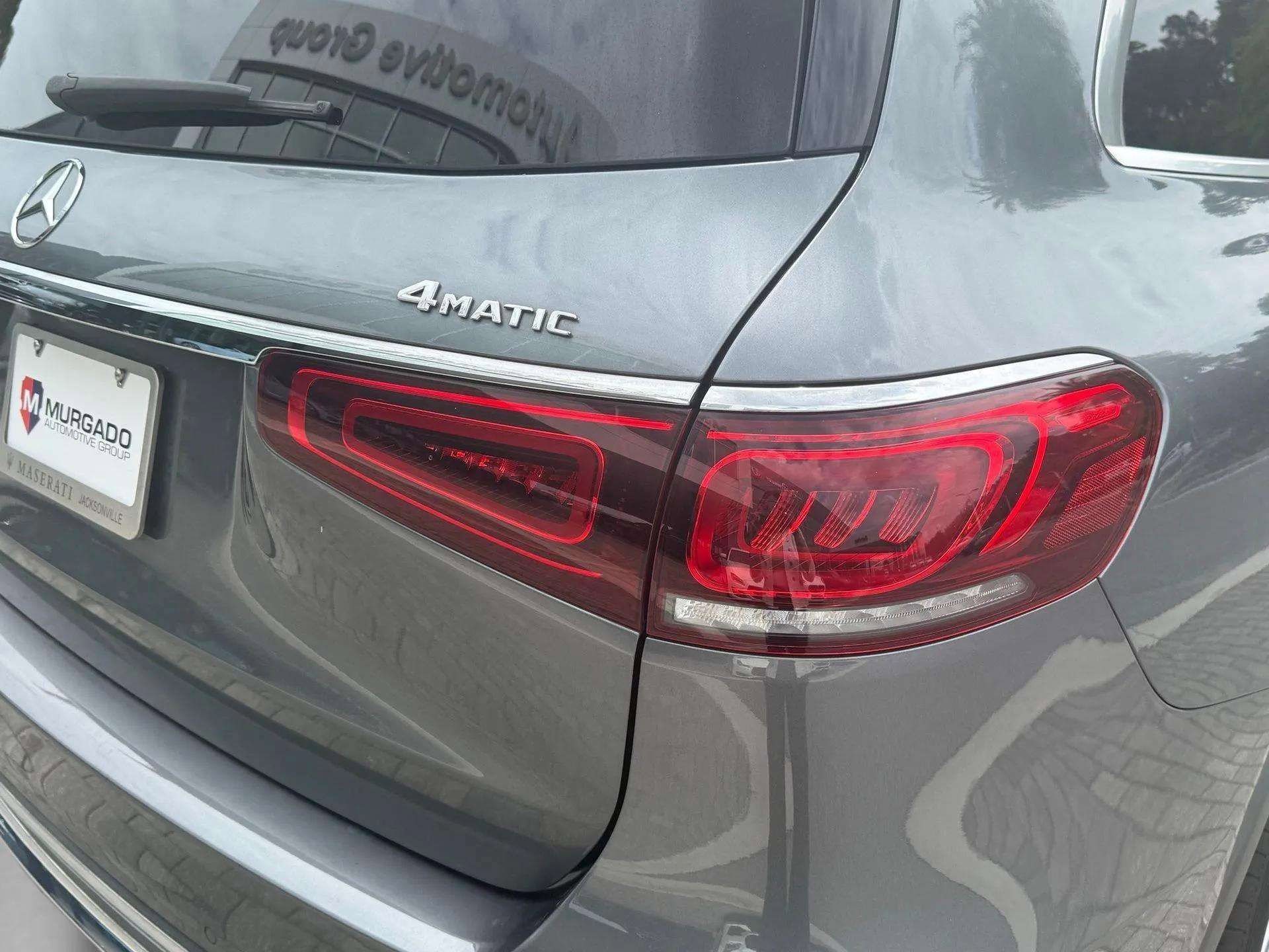 Used 2023 Mercedes-Benz GLS 450 4MATIC image 14