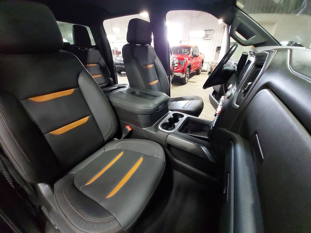 Used 2022 GMC Sierra 2500 AT4 w/ AT4 Premium Plus Package image 10