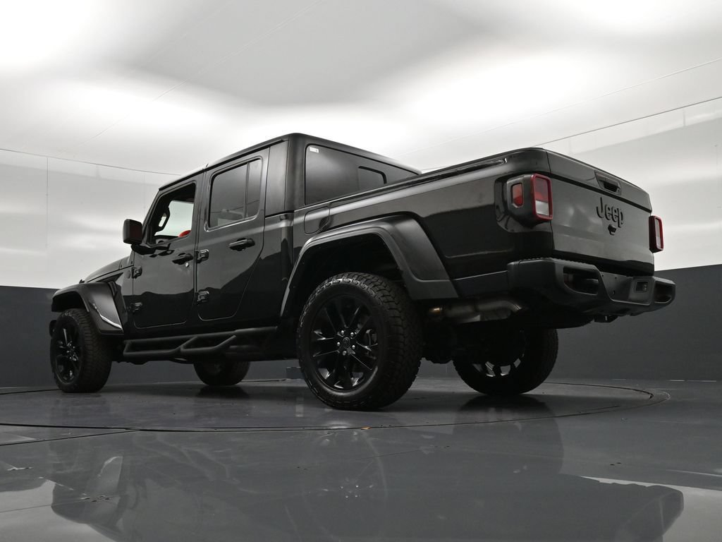 Used 2025 Jeep Gladiator Sport AWD/4WD image 24