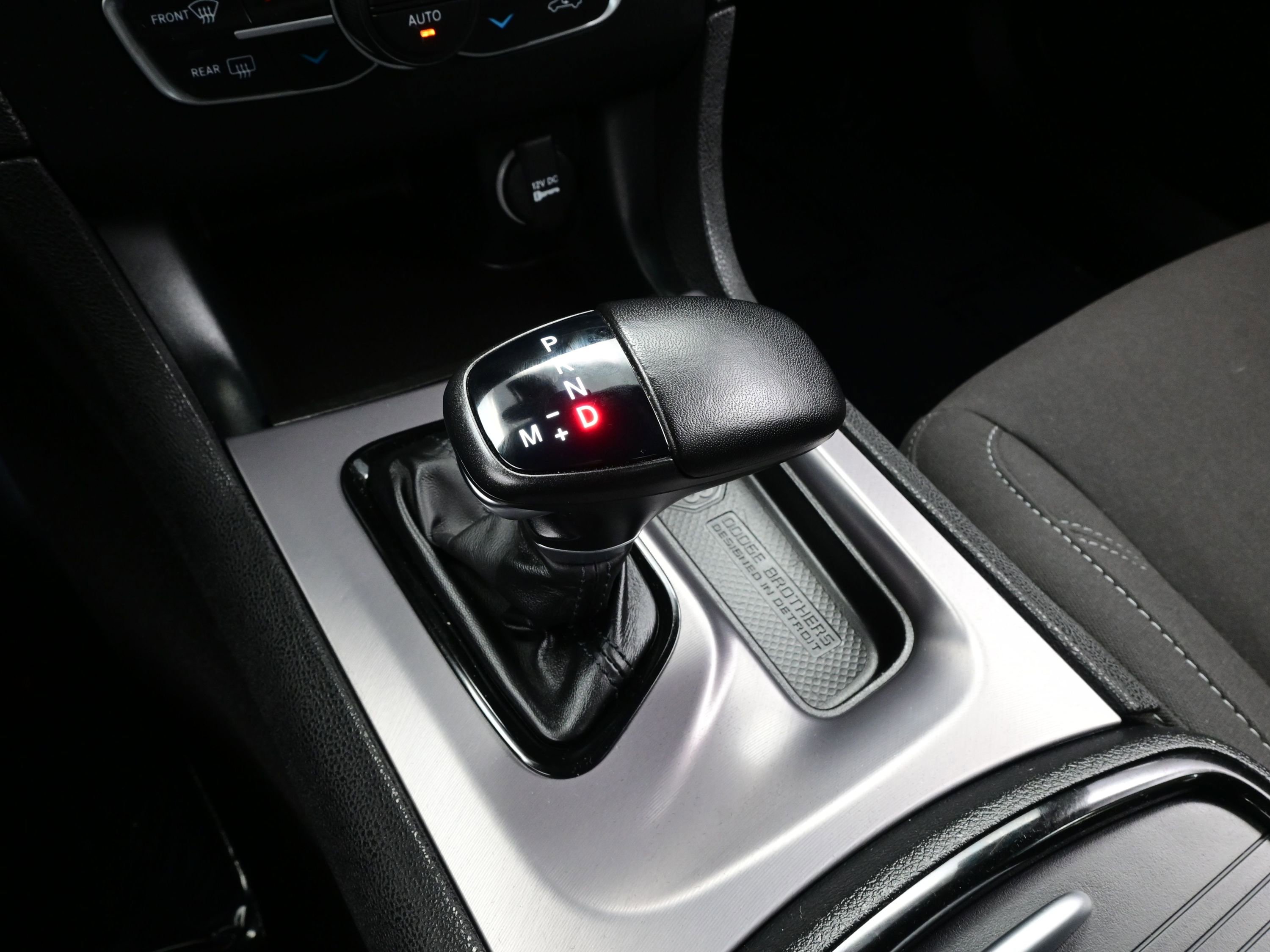 Used 2023 Dodge Charger SXT w/ Blacktop Package image 21