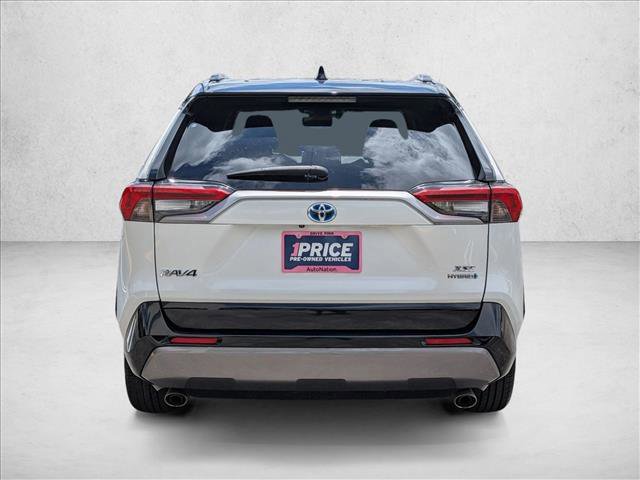 Used 2019 Toyota RAV4 XSE image 6