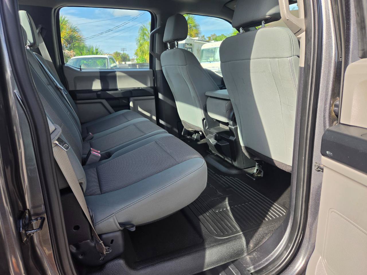 Used 2019 Ford F250 XL w/ Power Equipment Group AWD/4WD image 18