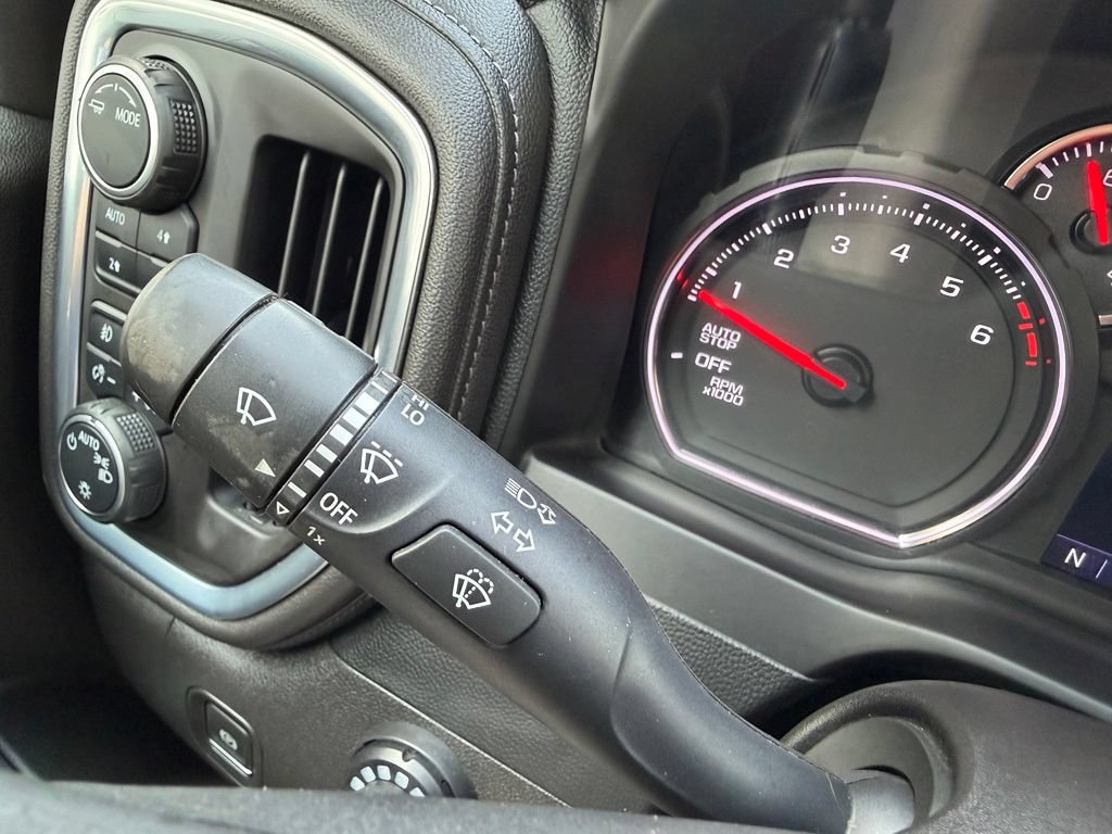 Certified 2022 Chevrolet Silverado 1500 RST w/ Z71 Off-Road Package AWD/4WD image 22