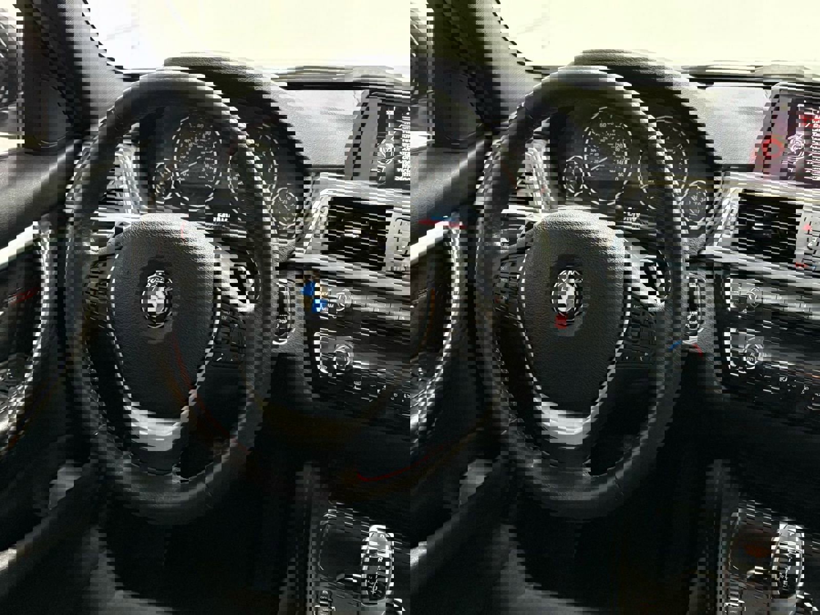 Used 2016 BMW 328i Sedan image 19