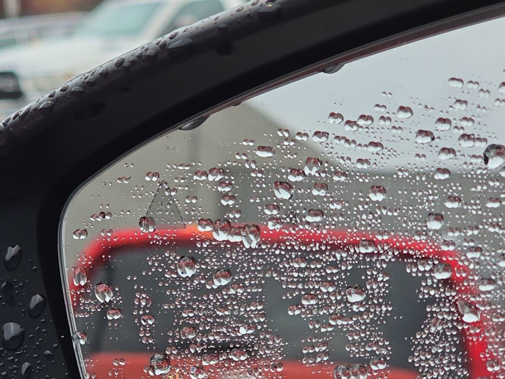 Used 2025 MAZDA MAZDA3 s image 31