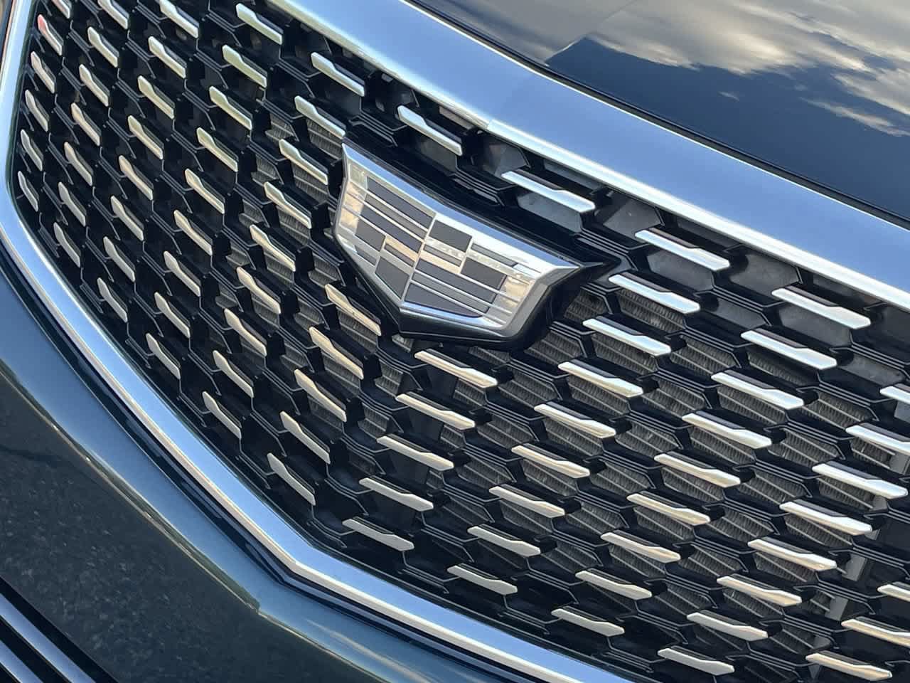 Certified 2024 Cadillac XT5 Premium Luxury AWD/4WD image 37