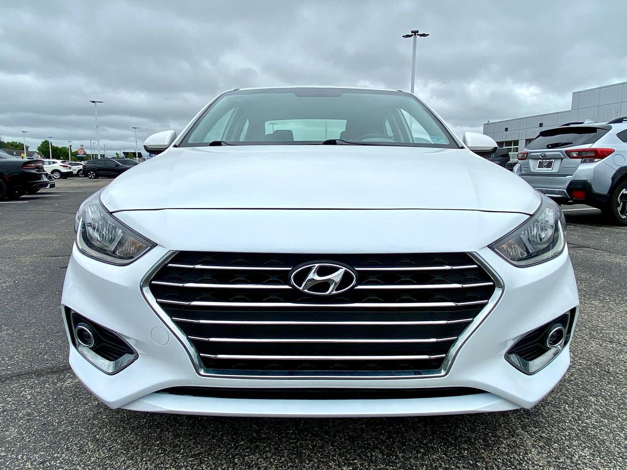 Used 2022 Hyundai Accent SEL FWD image 4