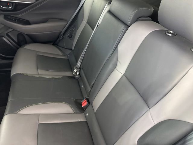 Used 2025 Subaru Outback Onyx Edition AWD/4WD image 29