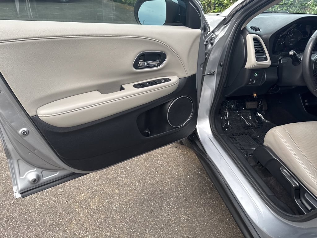 Used 2019 Honda HR-V EX-L image 27