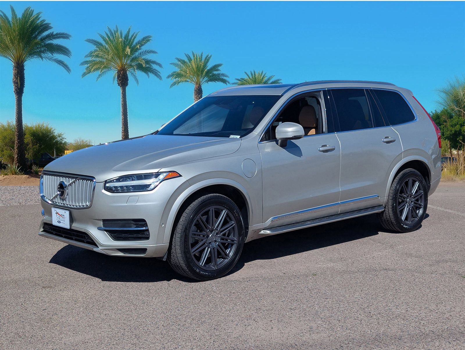 Used 2018 Volvo XC90 T8 Inscription w/ Luxury Package image 32