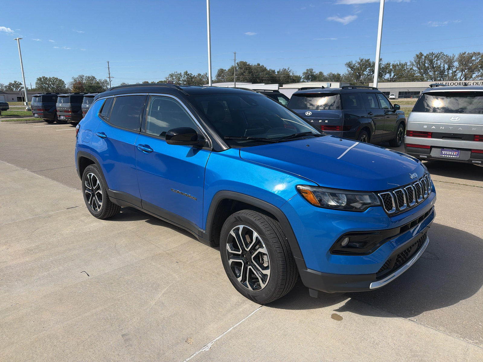 Used 2024 Jeep Compass Limited AWD/4WD image 10