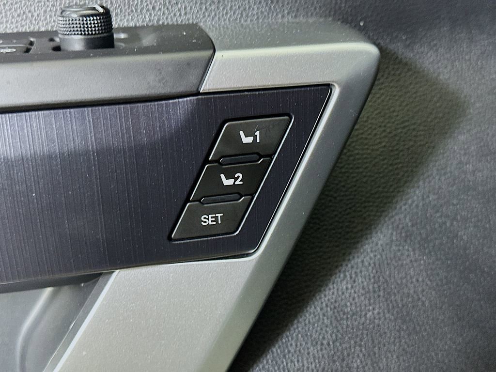 Used 2024 Toyota Tundra Platinum w/ TRD Off-Road Package image 21