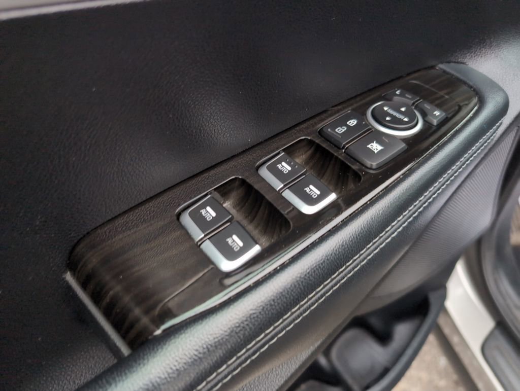 Used 2019 Kia Sorento LX image 14