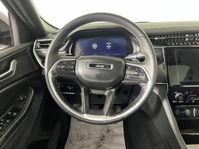 Used 2023 Jeep Grand Cherokee L Laredo AWD/4WD image 20