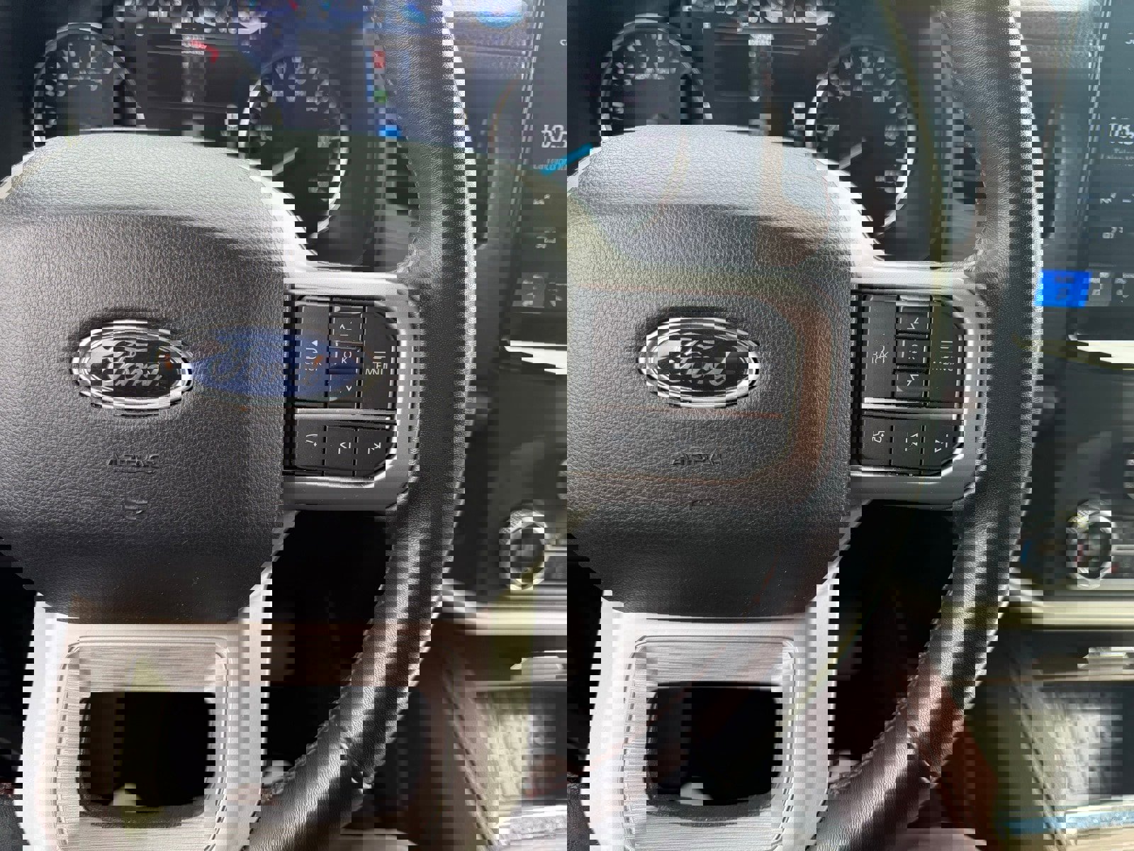 Used 2023 Ford Expedition Max Limited image 19