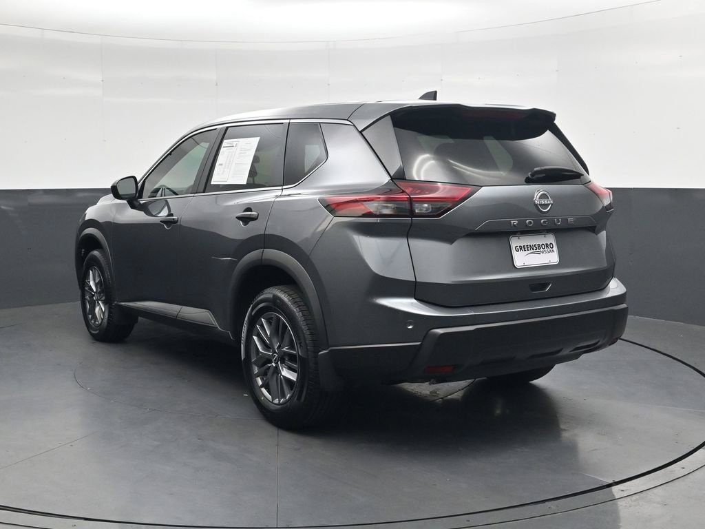Used 2025 Nissan Rogue S FWD image 8