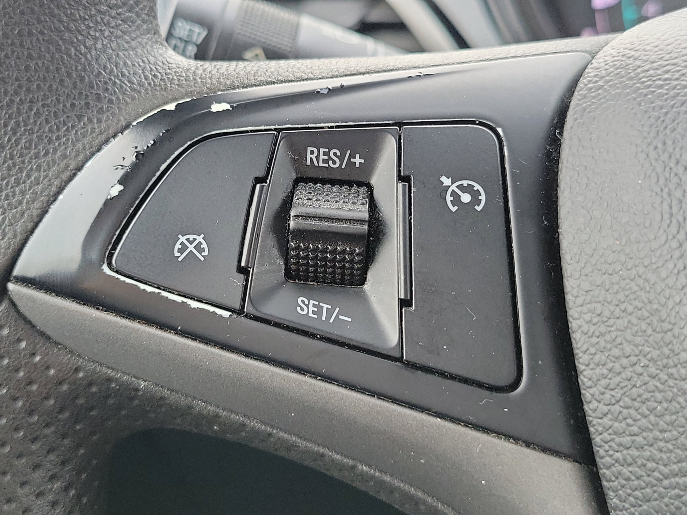 Used 2020 Chevrolet Spark LT FWD image 19