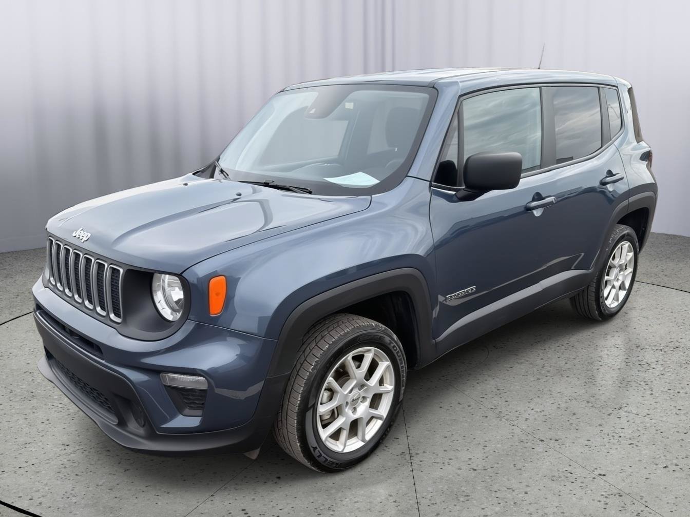 Used 2023 Jeep Renegade Latitude