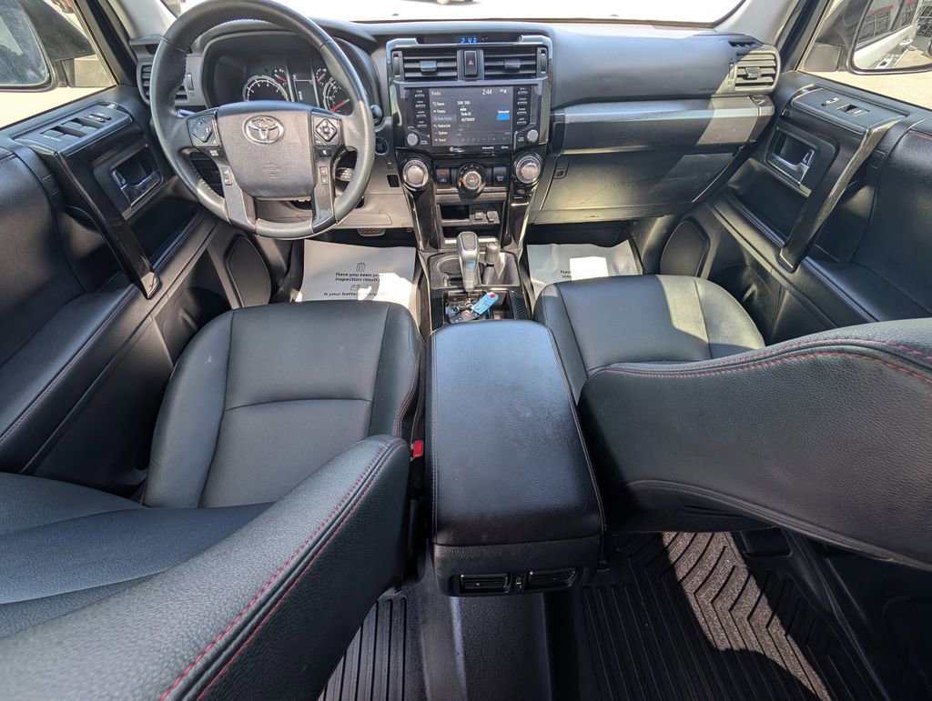 Used 2020 Toyota 4Runner TRD Off-Road Premium w/ Moonroof Package AWD/4WD image 28