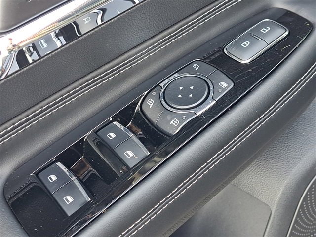 New 2026 Lincoln Corsair Premiere image 19