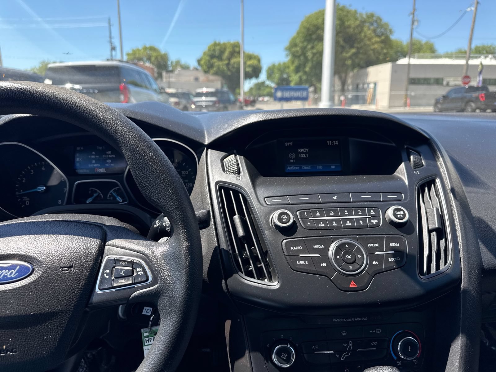 Used 2018 Ford Focus SE FWD image 17