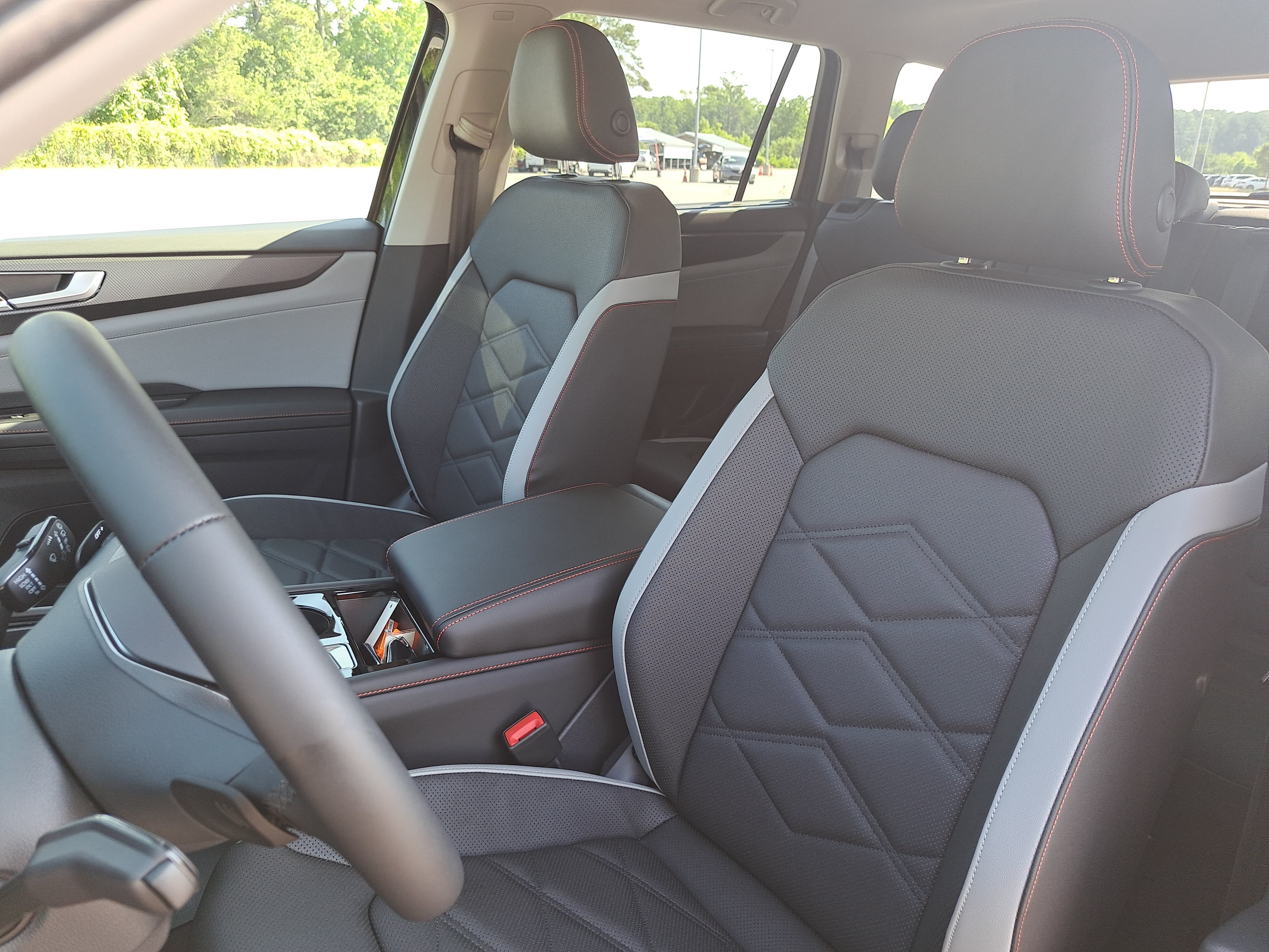 New 2026 Volkswagen Atlas Peak Edition AWD/4WD image 16