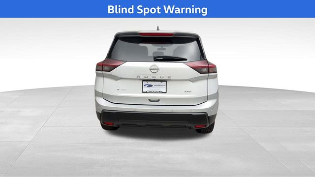 Used 2024 Nissan Rogue S image 3
