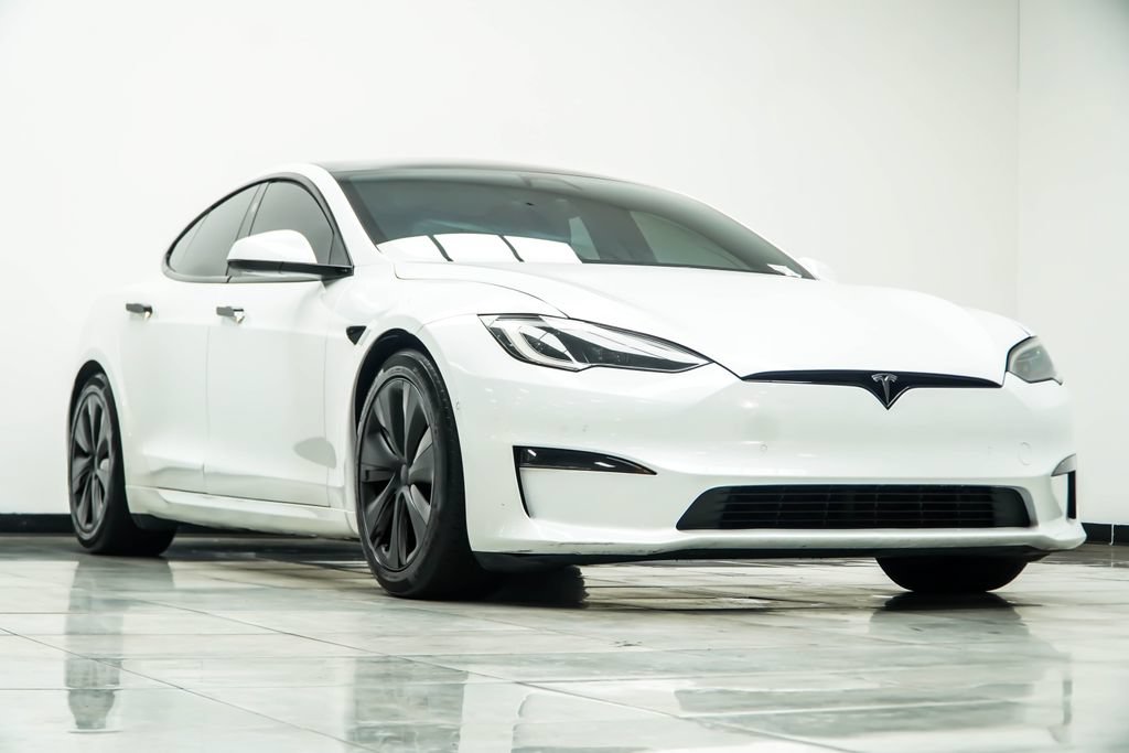 Used 2023 Tesla Model S AWD/4WD image 4