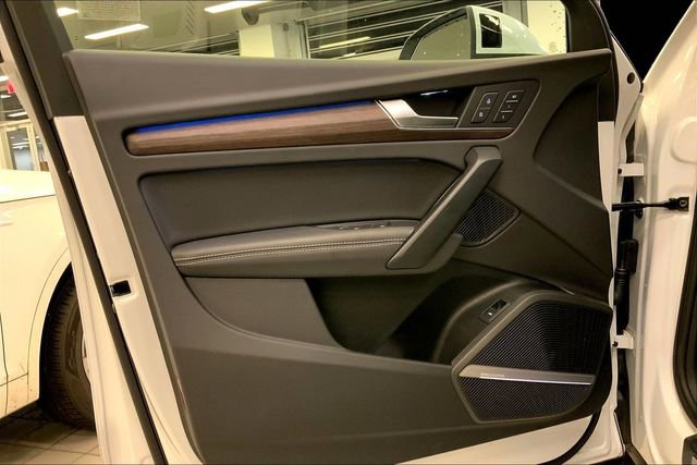 Used 2025 Audi Q5 2.0T Premium Plus w/ Premium Plus Package image 21
