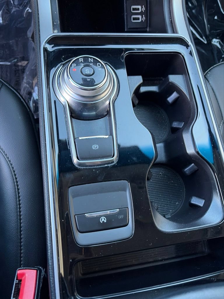 Used 2019 Ford Edge SEL w/ Equipment Group 201A AWD/4WD image 21