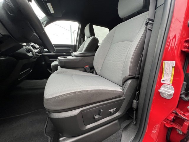 Used 2024 RAM 2500 Big Horn w/ Bed Utility Group image 4