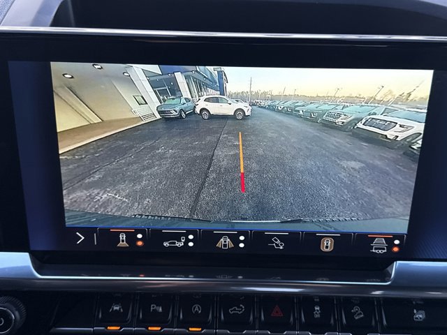 Used 2025 Chevrolet Silverado 1500 LTZ image 9