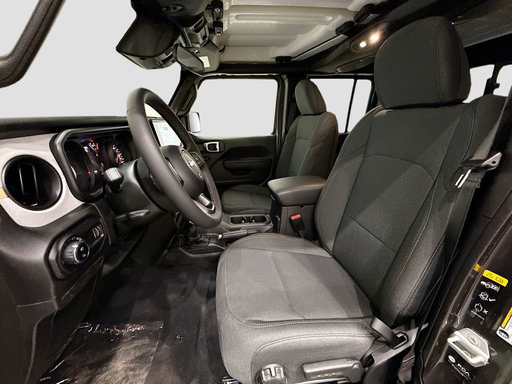 New 2026 Jeep Gladiator Sport AWD/4WD image 10