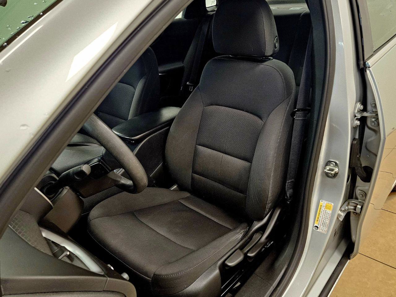 Used 2021 Chevrolet Malibu LS image 9