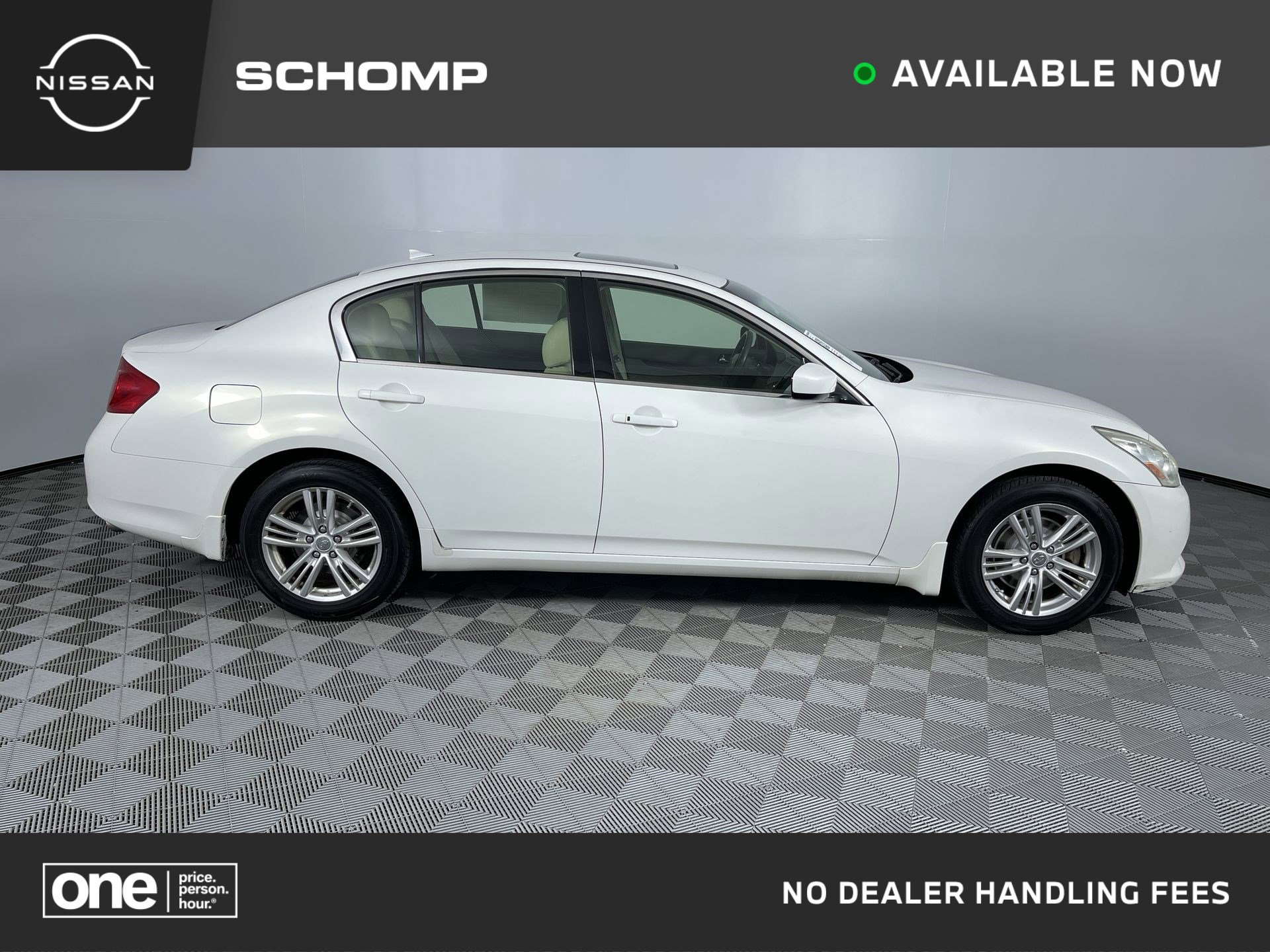 Used 2012 INFINITI G37 x w/ Premium Pkg
